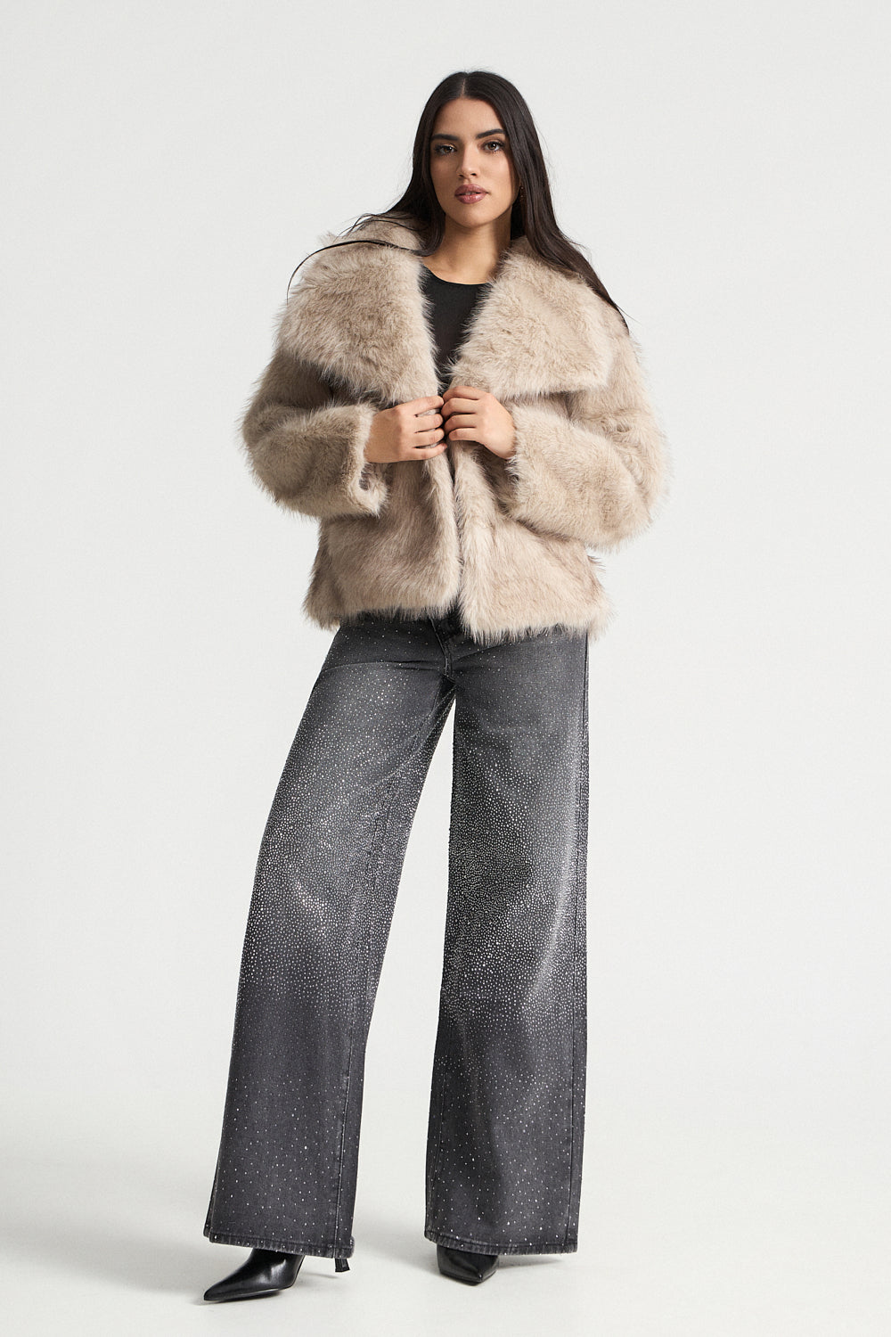 Faux γούνα με γιακά