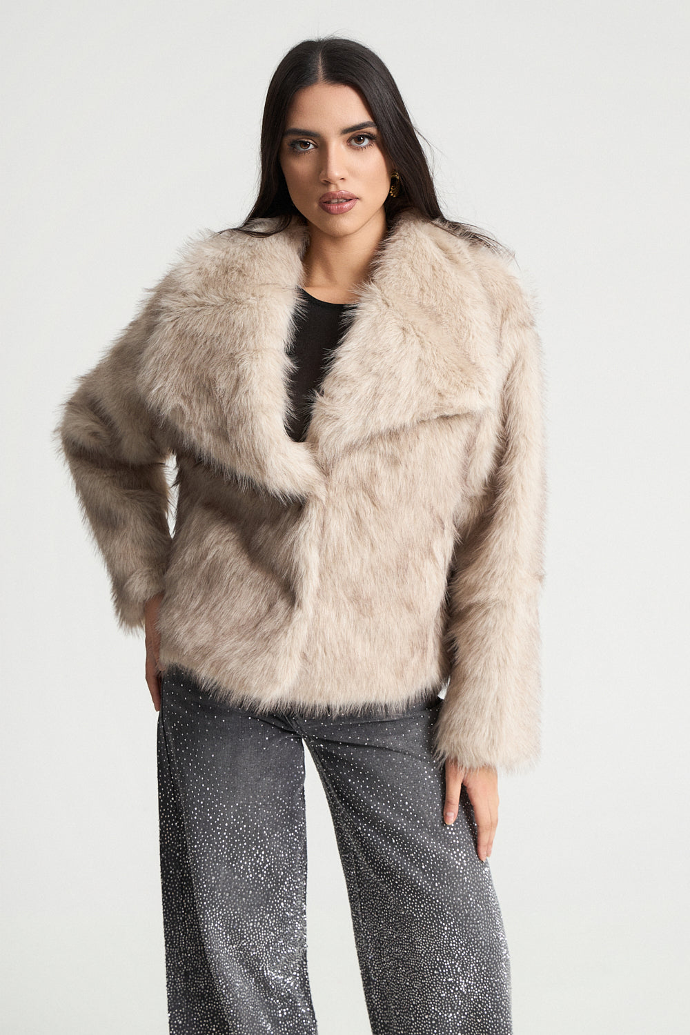 Faux γούνα με γιακά