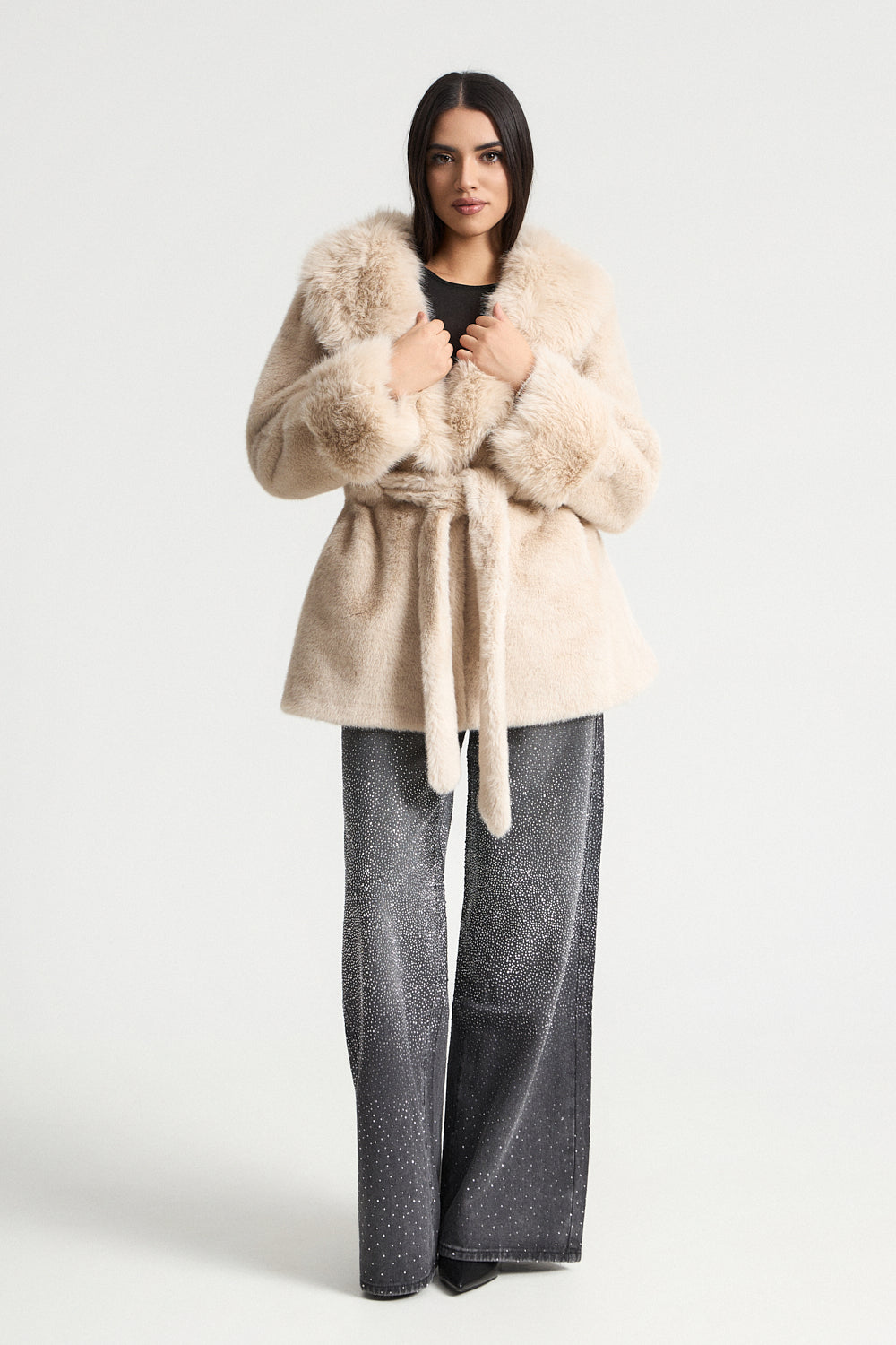 Πανωφόρι faux γούνα με ζώνη