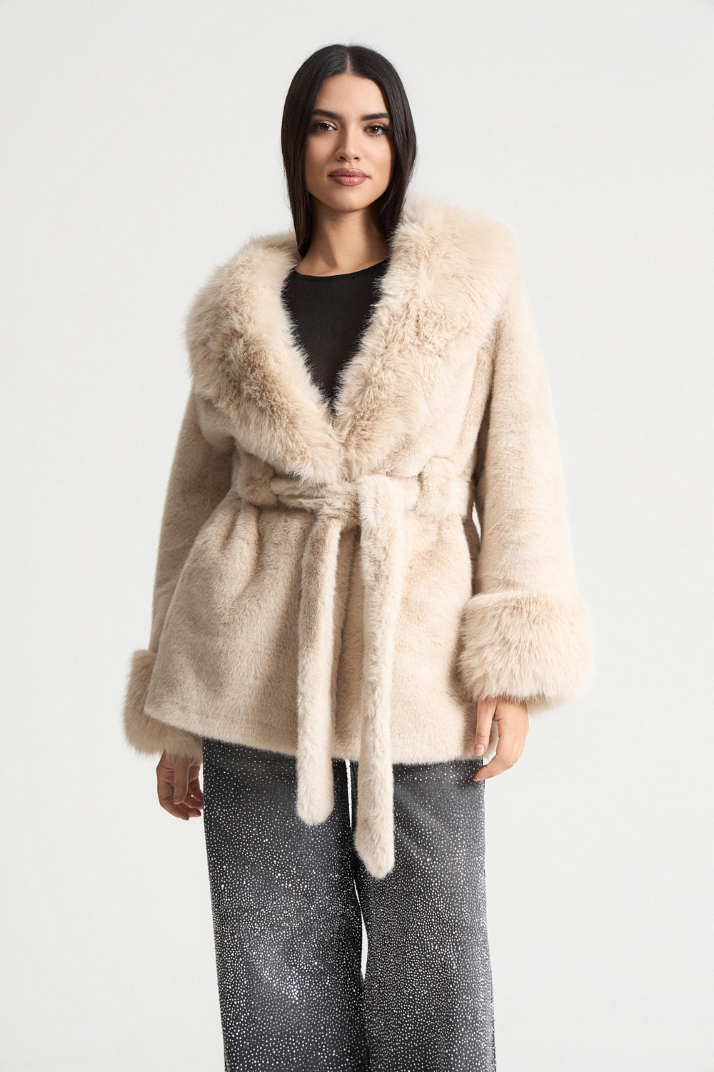 Πανωφόρι faux γούνα με ζώνη