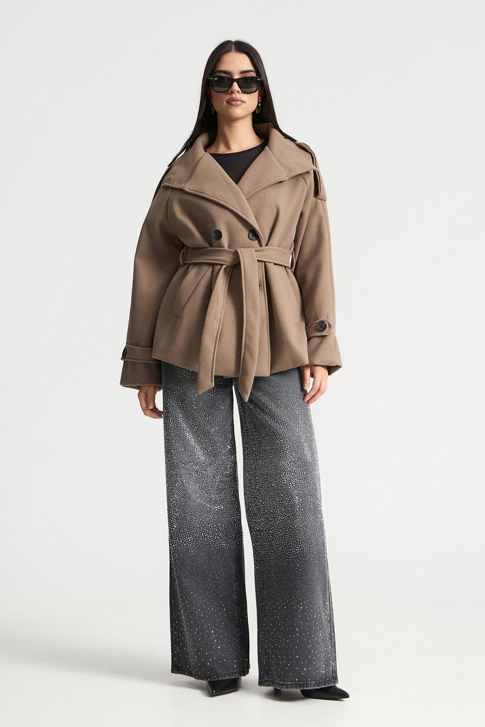 Πανωφόρι με κουμπιά και ζώνη