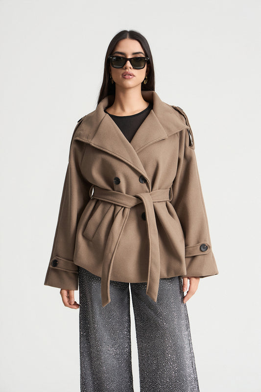 Πανωφόρι με κουμπιά και ζώνη