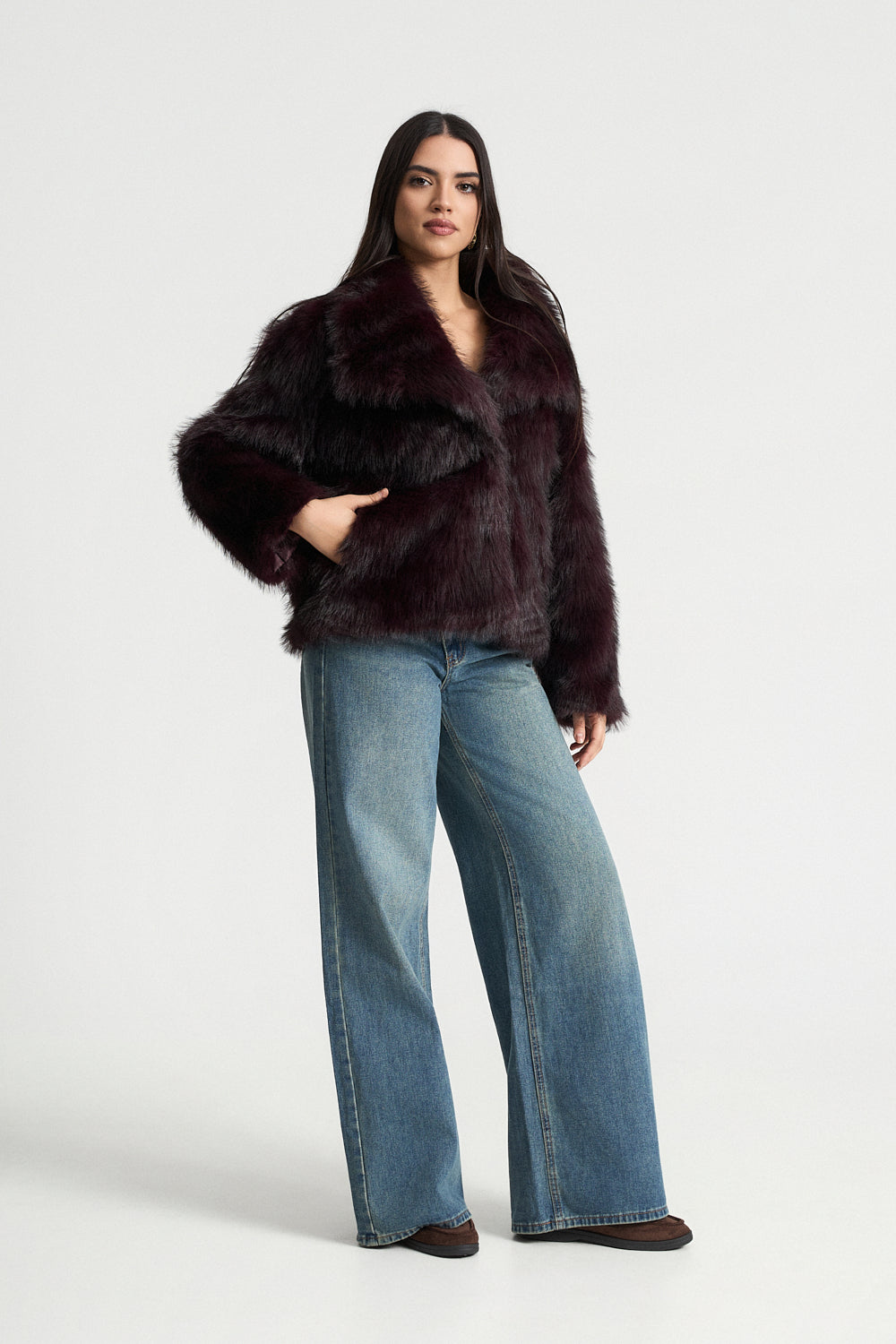 Faux γούνα με γιακά