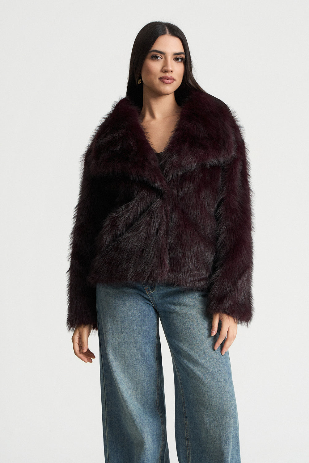 Faux γούνα με γιακά