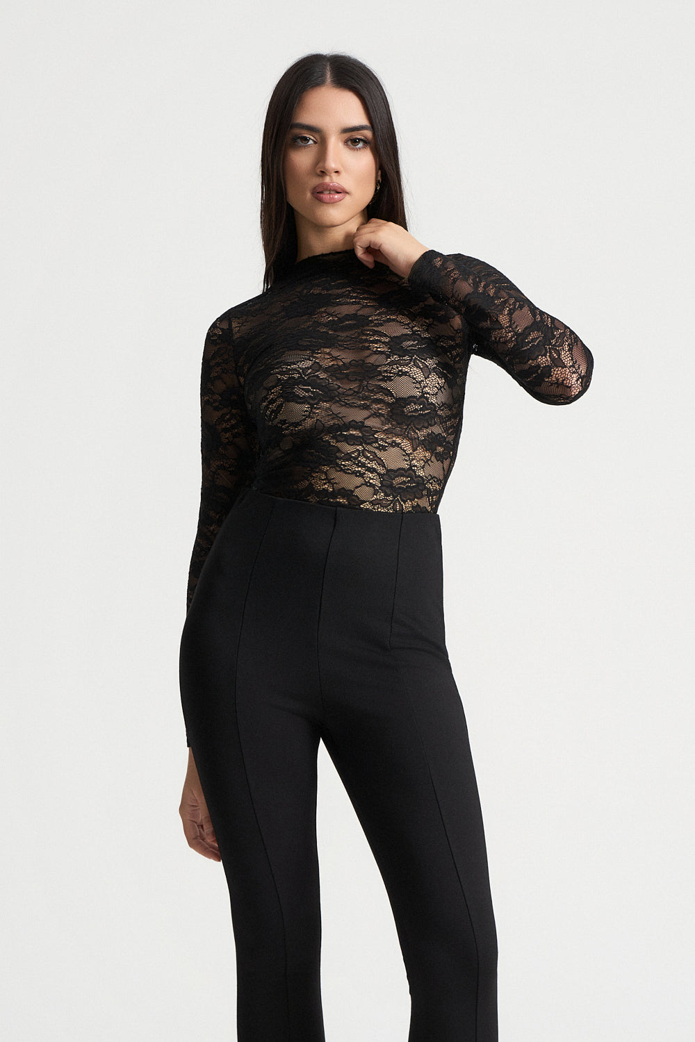 Κορμάκι Δαντέλα