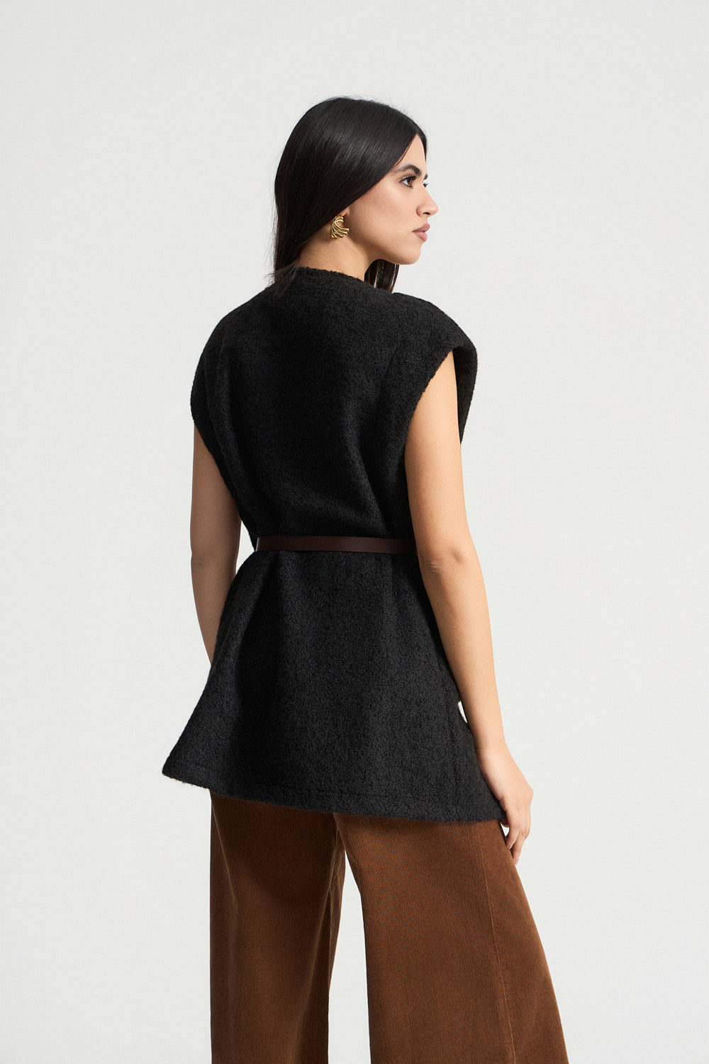 Γιλέκο αμάνικο με ζώνη